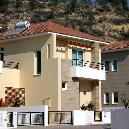 Avrio Villa